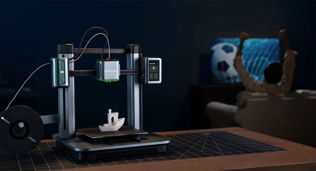 AnkerMake M5 3D Printer Præsentation af printeren i brug i hjemmet